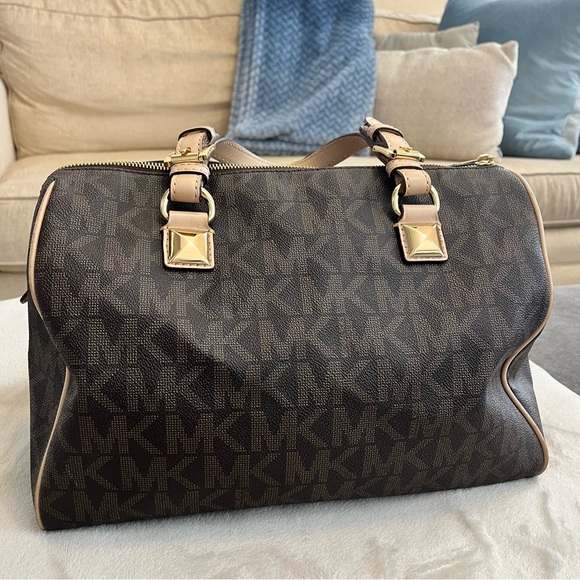 Michael Kors Coated Canvas Leather-Trimmed Handle Bag - Picture 5 of 15